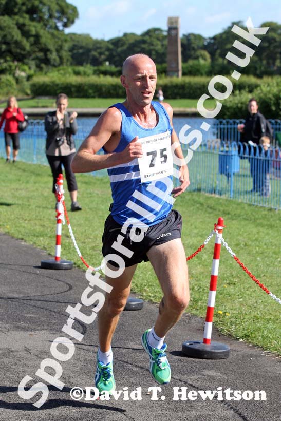 Ian Hudspith (Morpeth) 2nd in the Tyne Bridge Harriers Exhibition Park 5k, Newcastle.